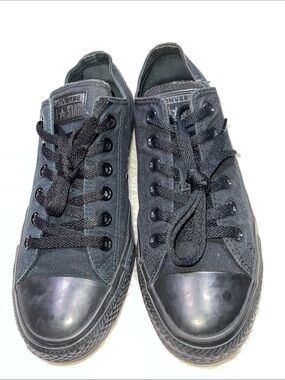 Black Converse